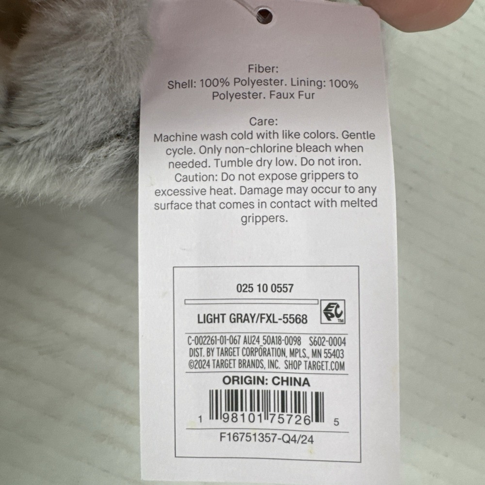 Auden Women's 0770 M/L 8-12 Faux Fur Slipper Socks Light Gray Gripper Bottom NWT - Picture 9 of 10
